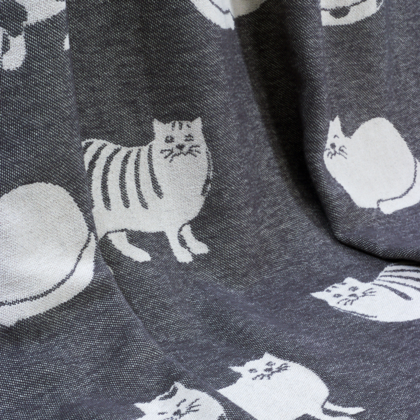 Couverture en coton noir à motif chat