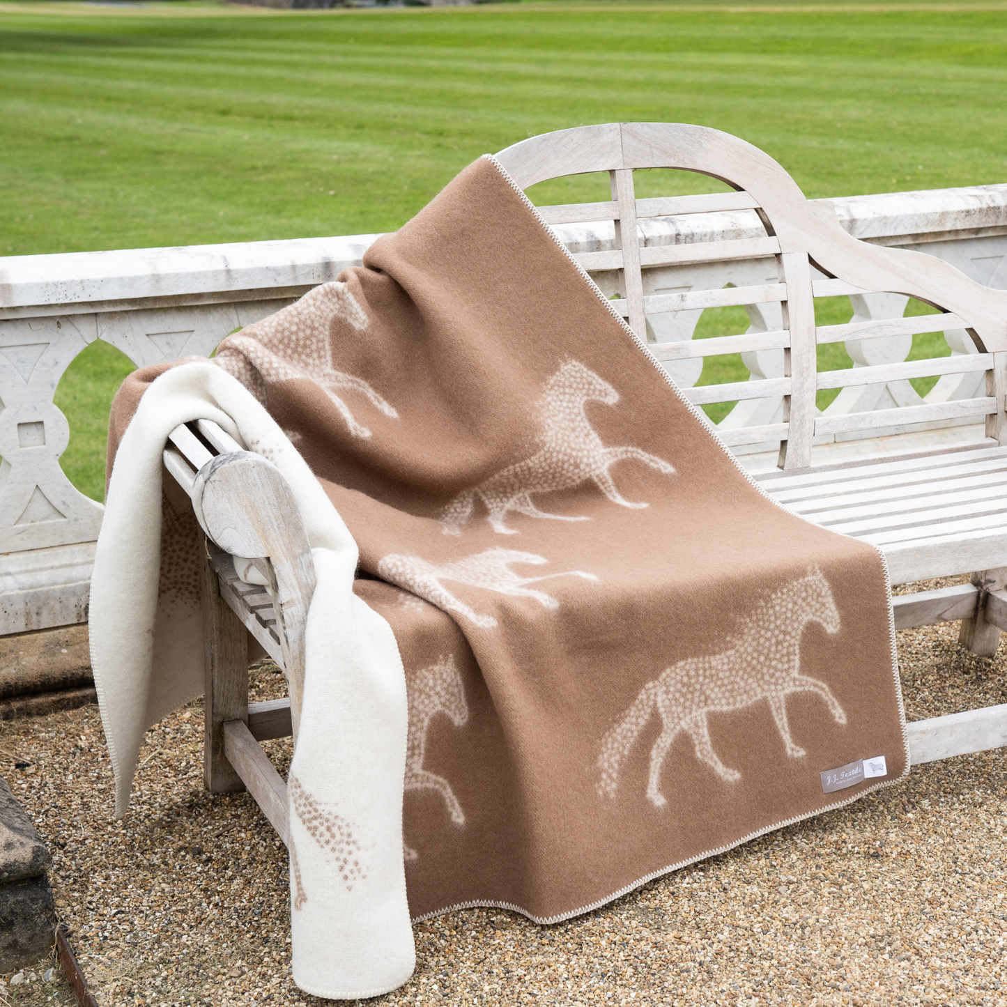 Dot Horse Wool Blanket