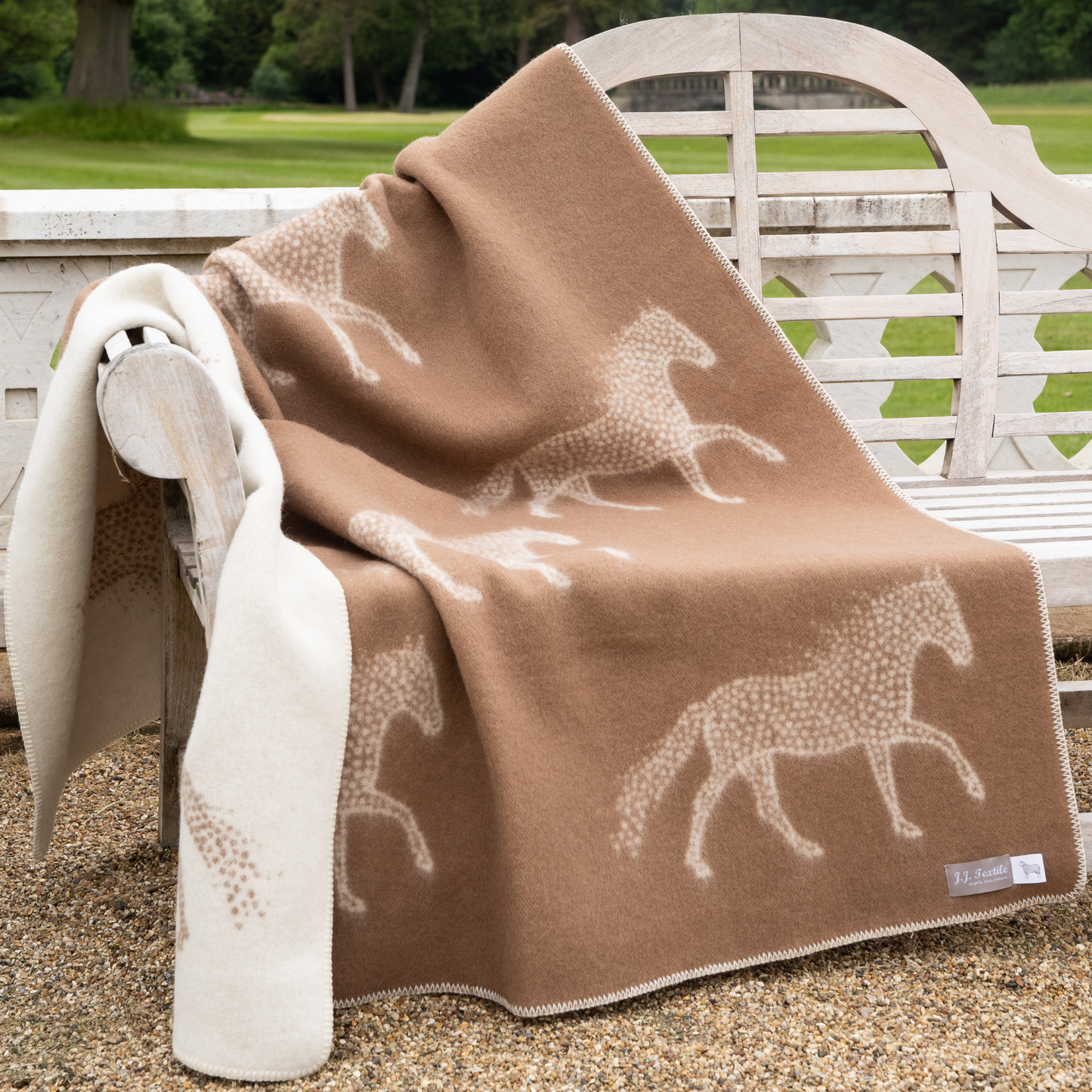 Dot Horse Wool Blanket