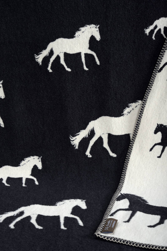 Couverture en coton noir à motif cheval