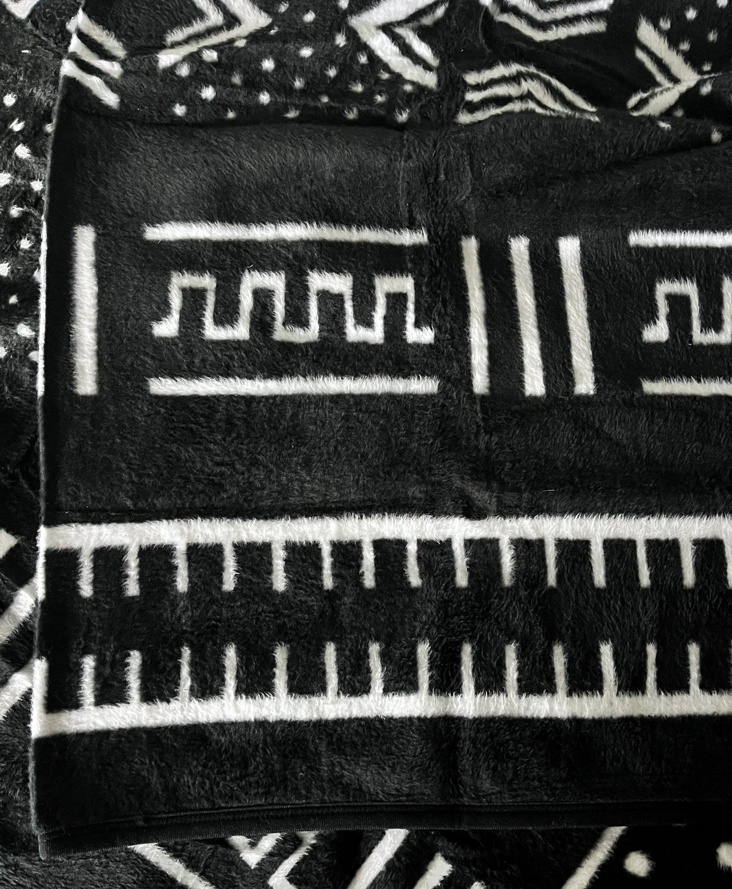 Tissu Mali Mud en coton suédé noir/blanc