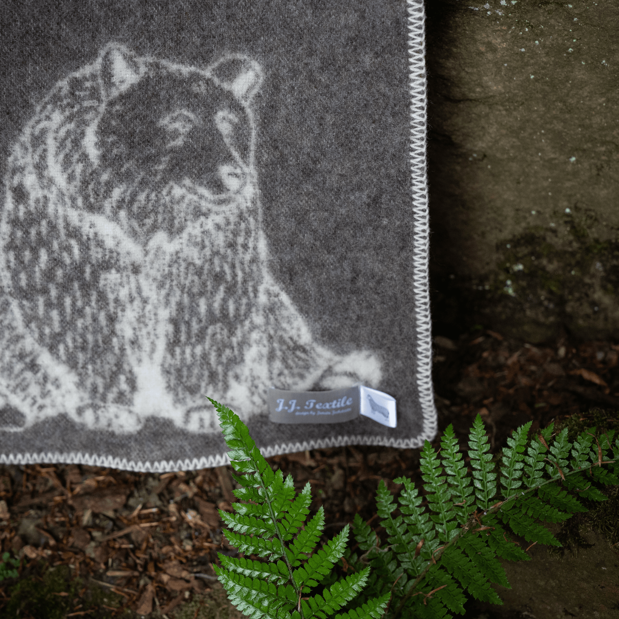 Bear Wool Blanket - Norland