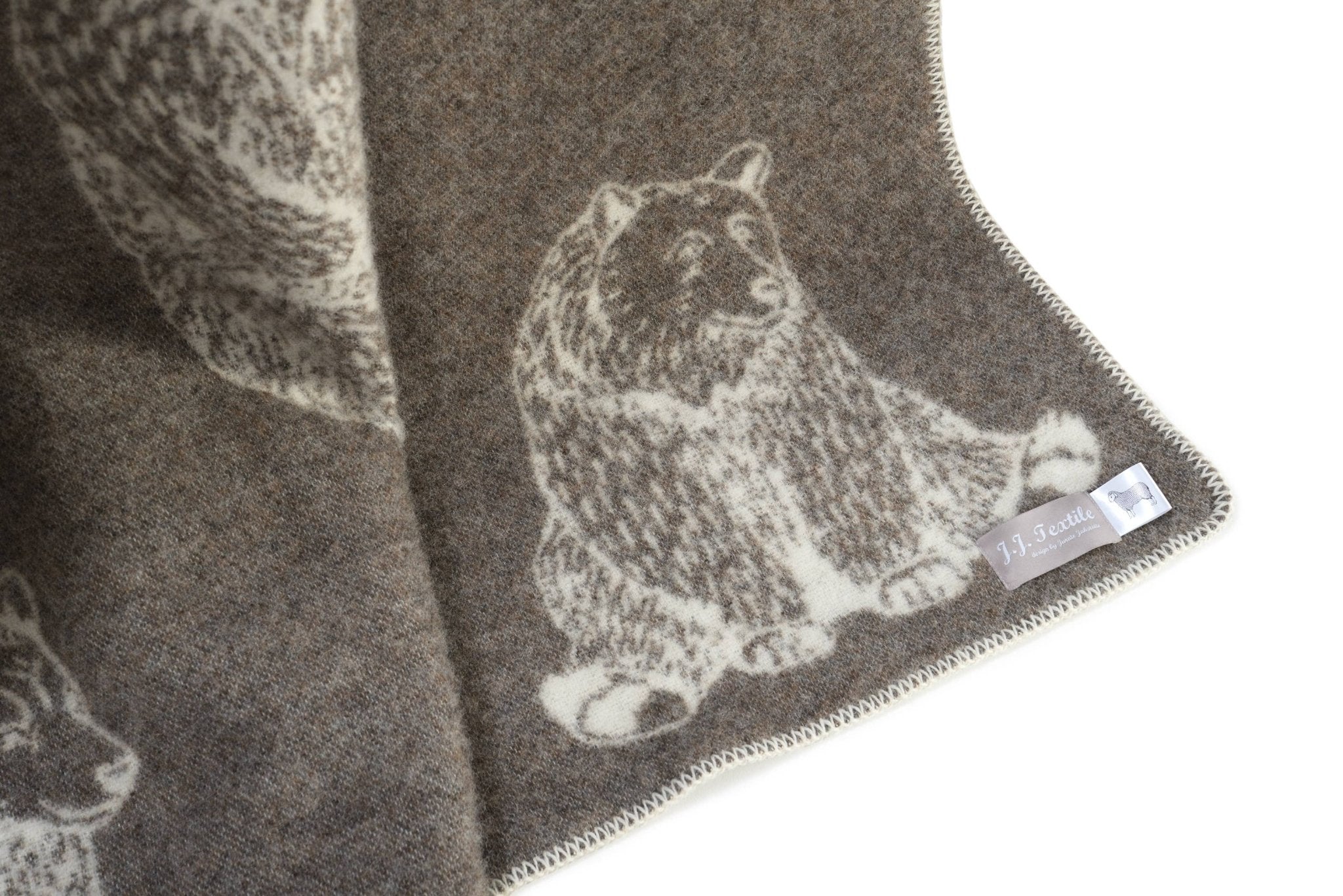Bear Wool Blanket JJ Textile Made in the UK Cotton – Norland