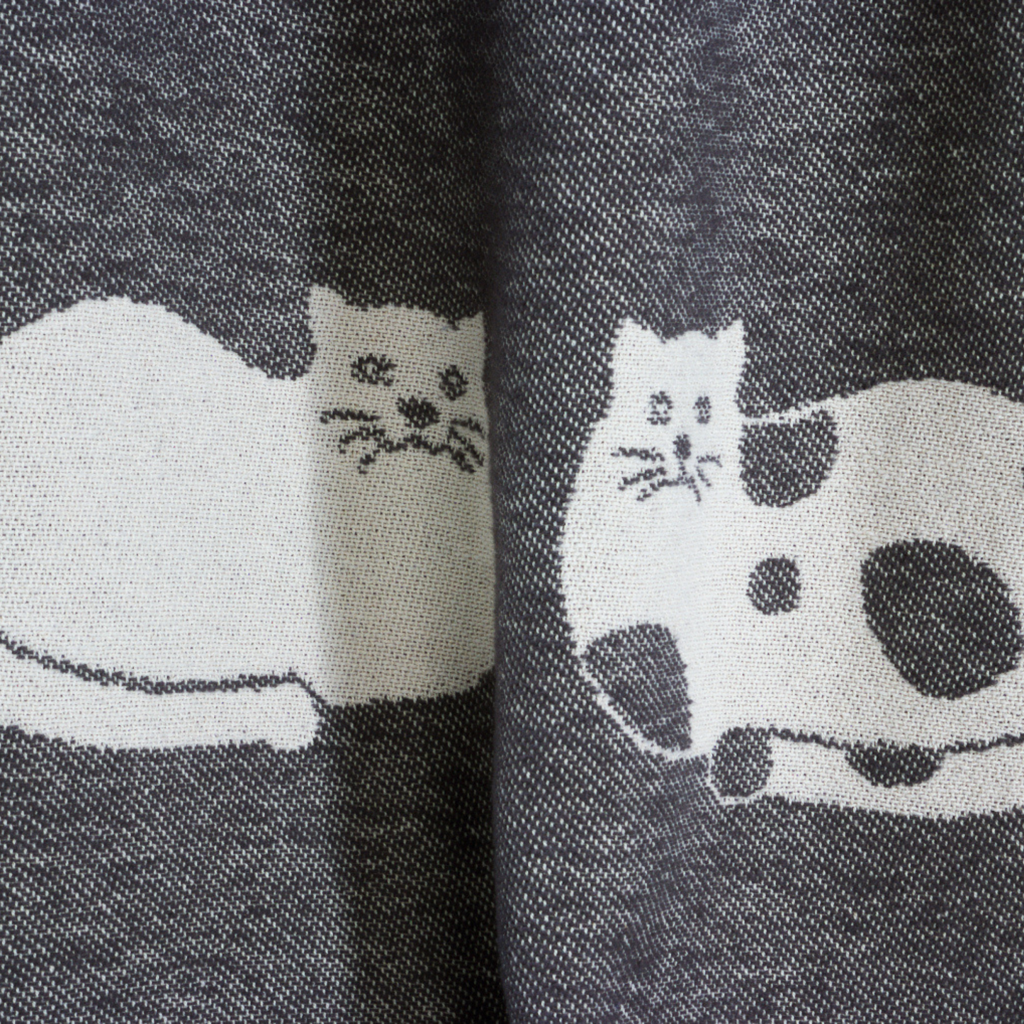 Couverture en coton noir à motif chat